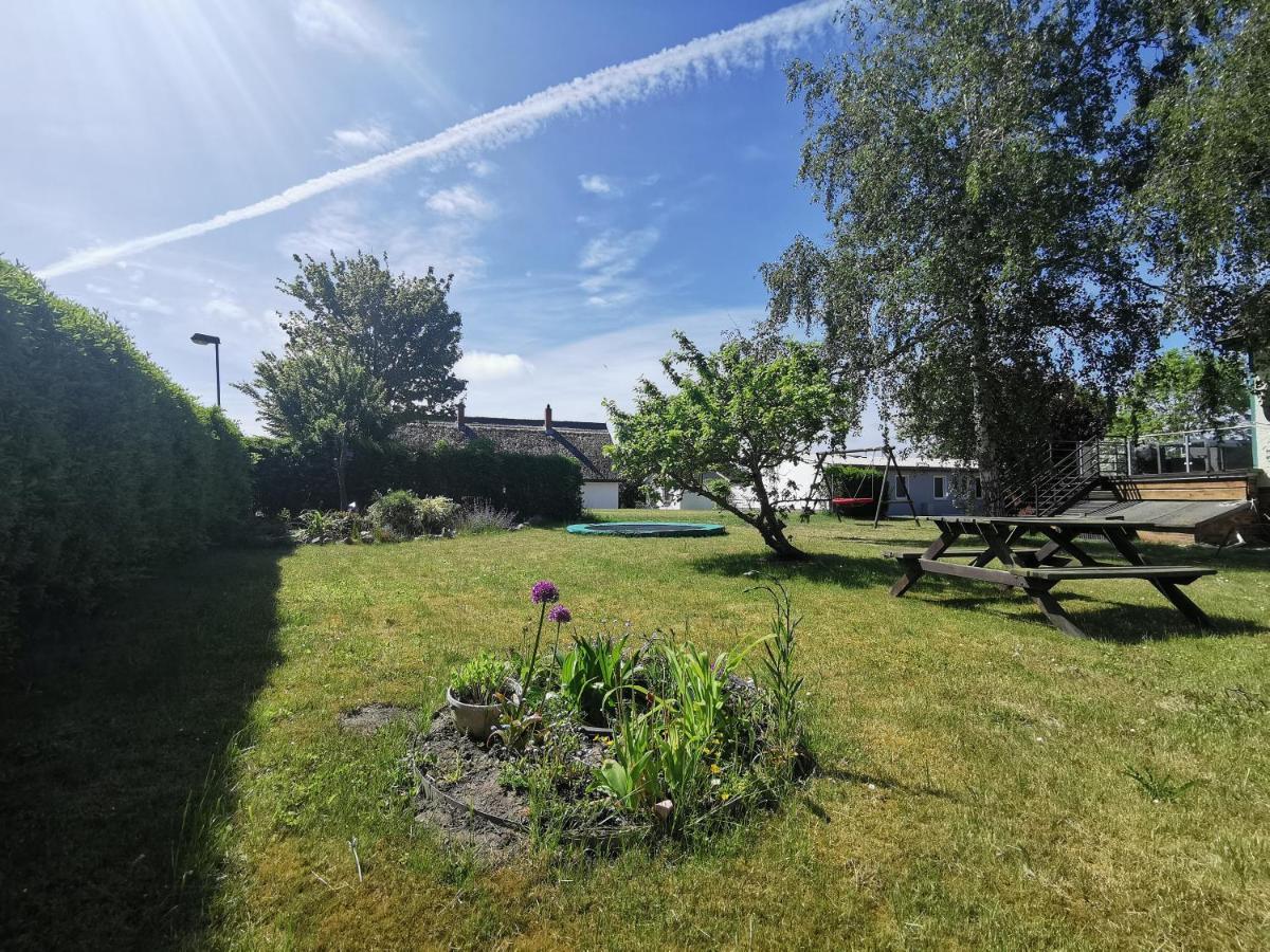 Ruegenferienhaus - Schaprode Hafen Eksteriør billede