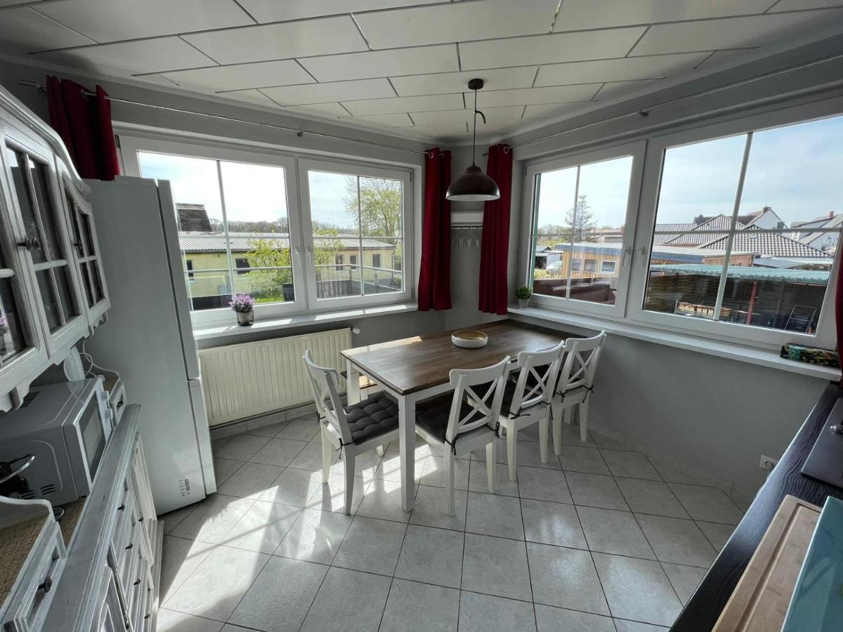 Ruegenferienhaus - Schaprode Hafen Eksteriør billede