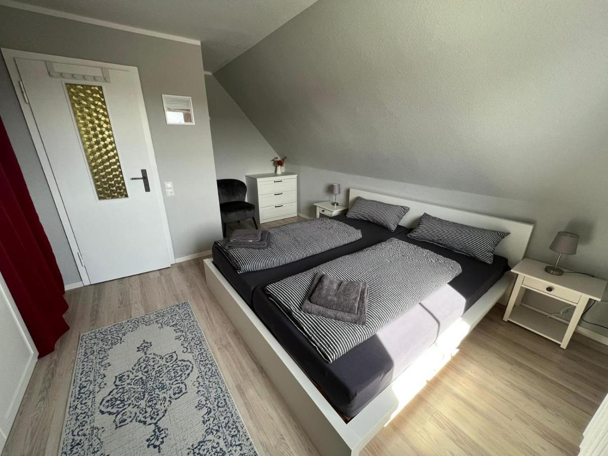 Ruegenferienhaus - Schaprode Hafen Eksteriør billede