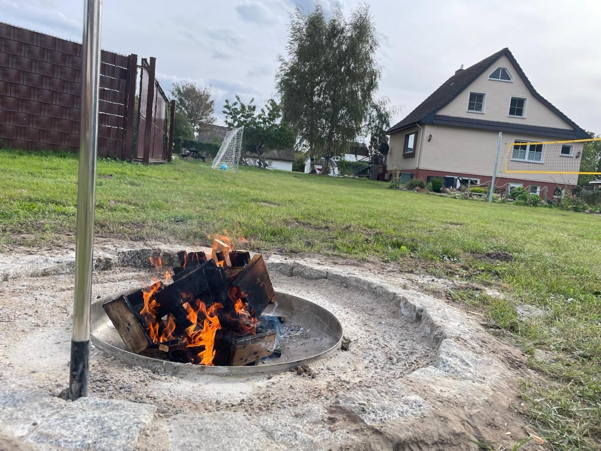 Ruegenferienhaus - Schaprode Hafen Eksteriør billede